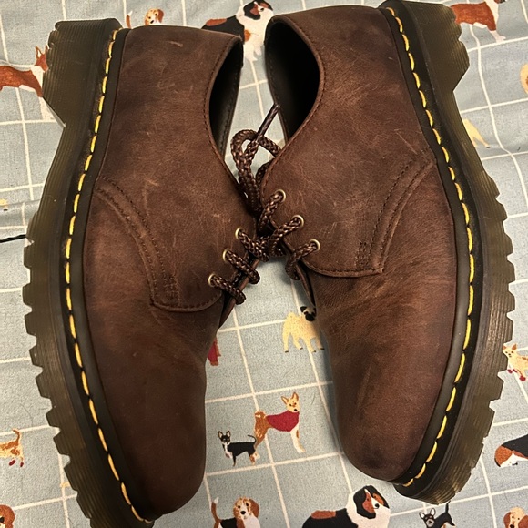 Women’s Dr. Martens Oxfords - Picture 2 of 6